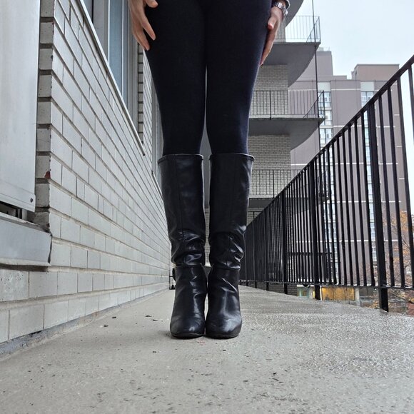 Madden Girl Tall Heeled Black Boots - Picture 4 of 5
